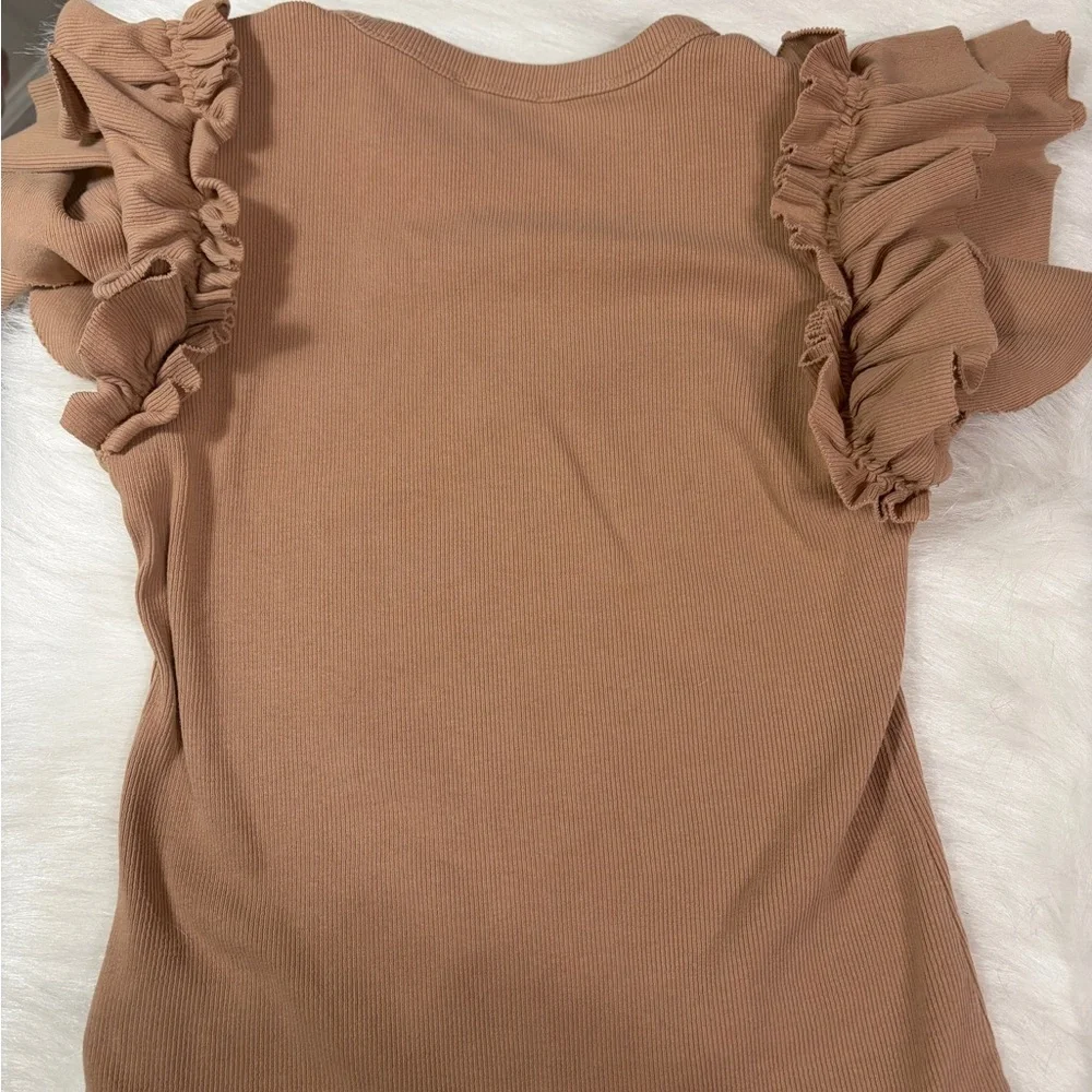 Express Tan Ruffle Sleeve Top - Picture 7 of 8